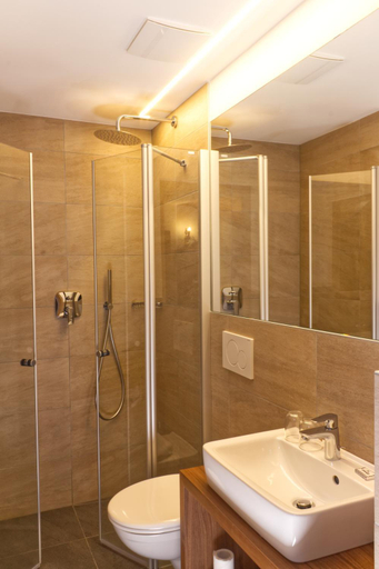 Bathroom 3, Pension & Residence Astoria, Bolzano