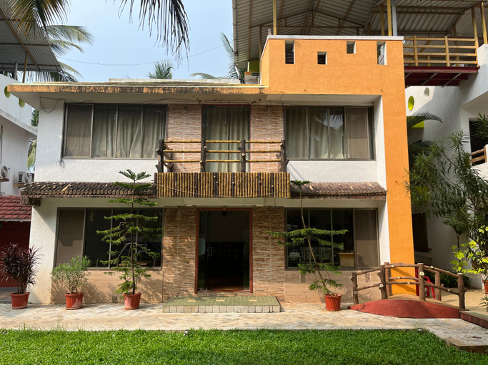 Others 4, Ruturaj Inn, Raigarh