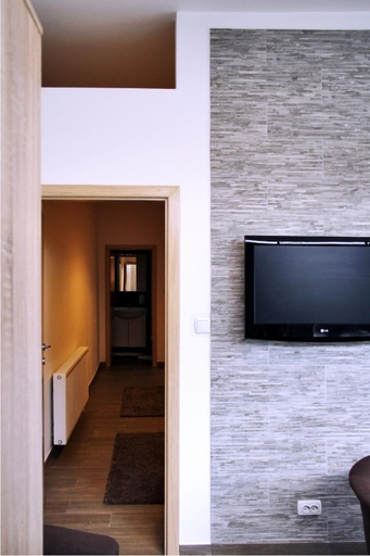 Others 5, Rooms Fitea, Osijek