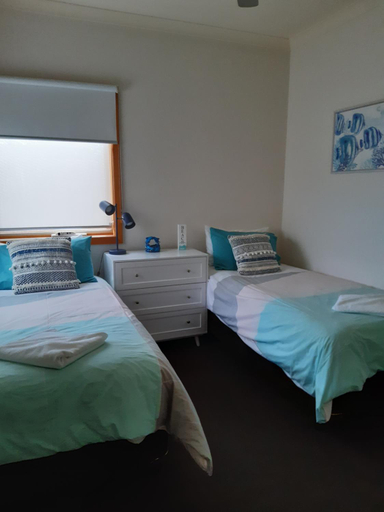 Bedroom 3, The Lakes Apartments, E. Gippsland - Bairnsdale
