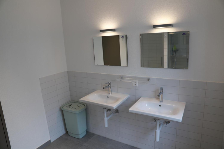 Bathroom 4