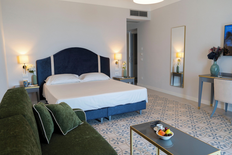 Bedroom 4, Villa Vincenza, Messina
