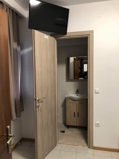 Others 3, panos hause, Thessaly