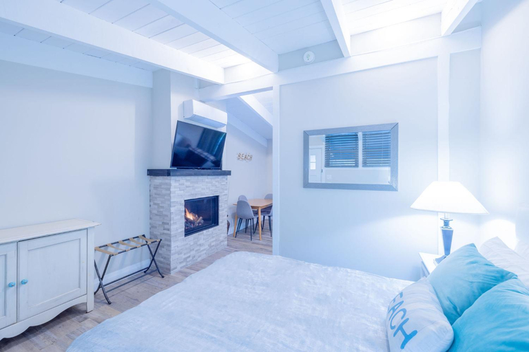 Others 3, Boutique Suite #3, Lake Hurron