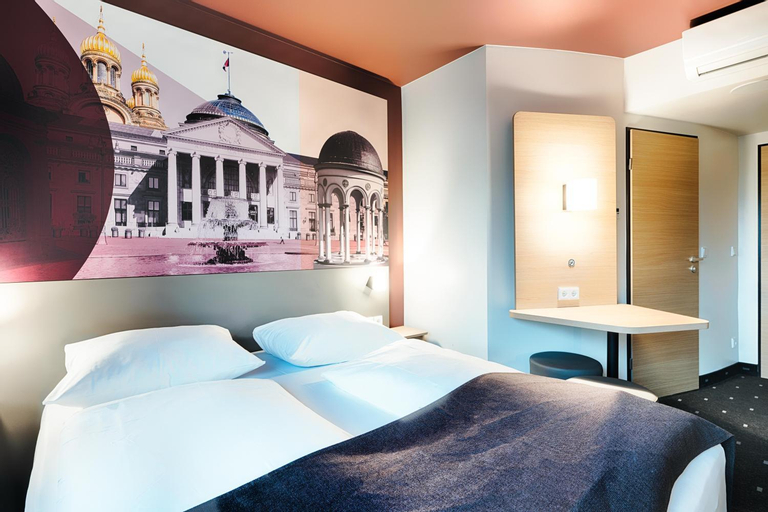 Bedroom 6