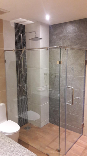 Bathroom 2, Tolmaj Family Apartment, Mueang Krabi