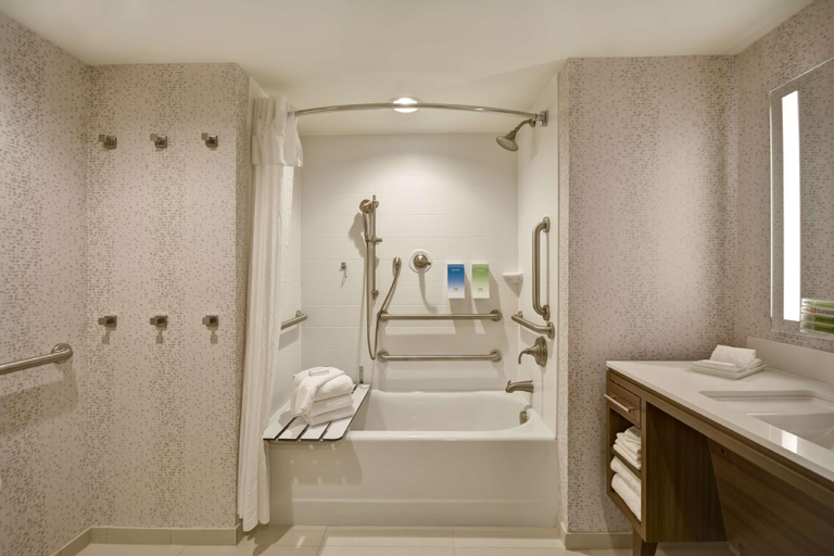 Bathroom 9