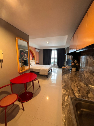 Dining Room 9