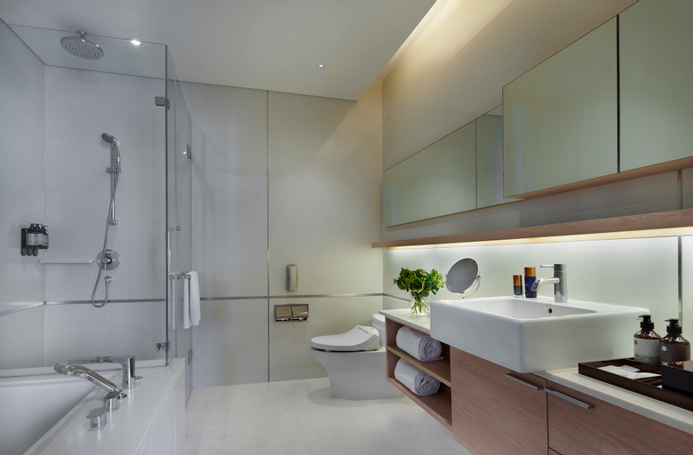 Bathroom 12
