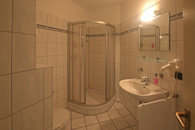 Bathroom 3, Hotel Busch-Atter, Osnabrück