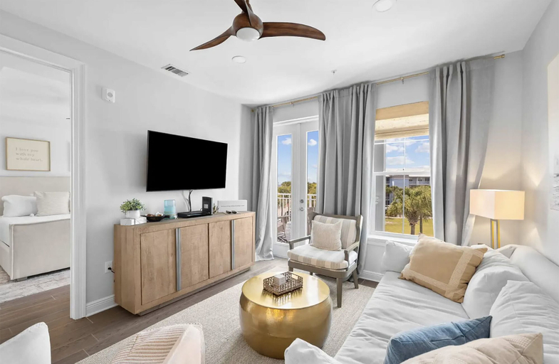 Others 4, Gulf Place Residences 203, Walton