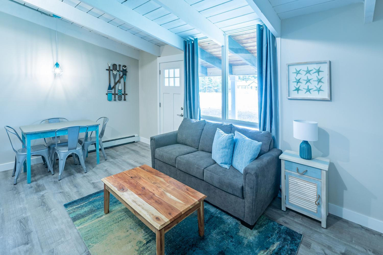 Others 4, Boutique Suite #4, Lake Hurron