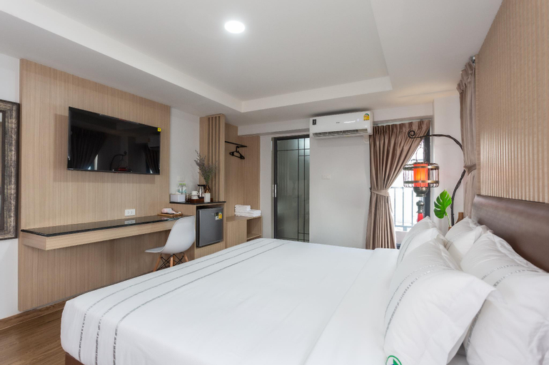 Bedroom 2, S7ven Ratchada Hotel, Din Dang