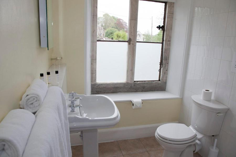 Bathroom 4, The Amberley Inn, Gloucestershire