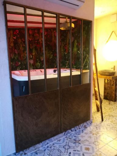 Others 5, V&Spa 2 chambres d'hotes avec Spa privatif dont une avec un Sauna, Pas-de-Calais