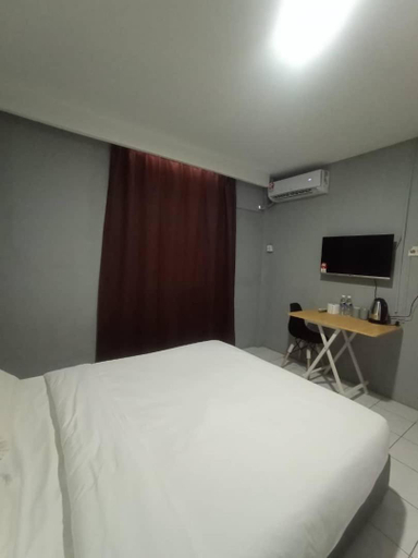 Others 2, Hotel Iramanis, Lahad Datu