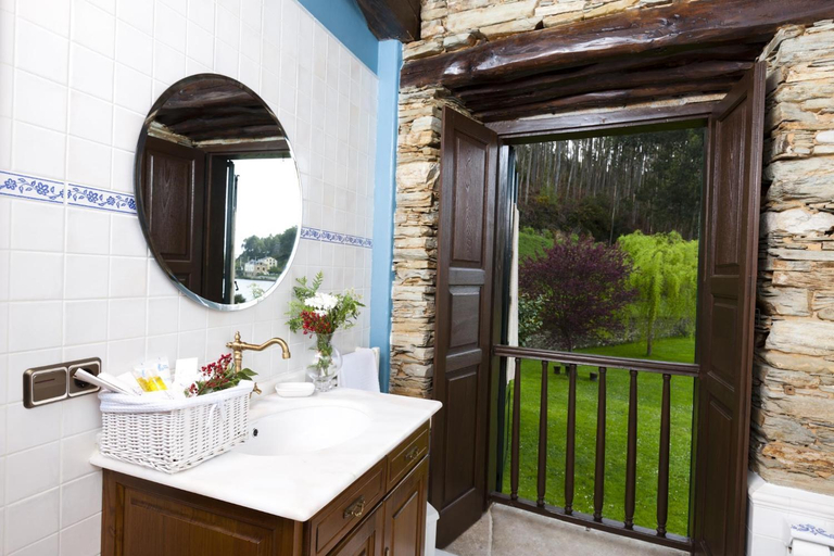 Bathroom 2, Finca Goleta, Lugo