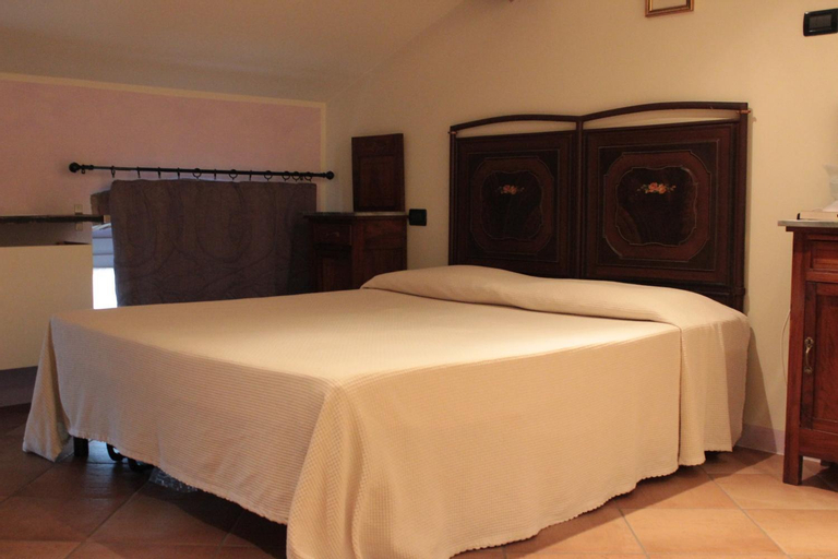 Bedroom 12