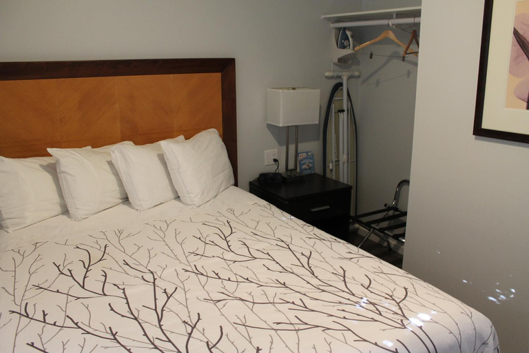 Others 2, Westridge Motor Inn, Okanagan-Similkameen