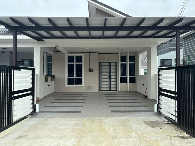 Exterior & Views, Saujana Homestay Kluang, Kluang