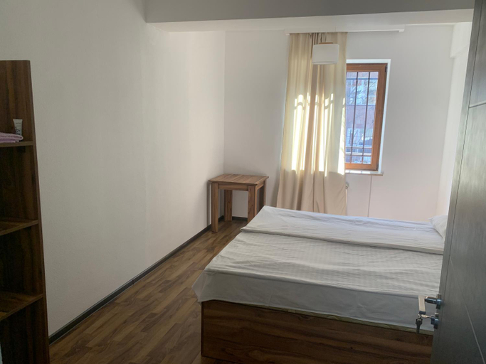Others 2, One Day Hostel, Yerevan