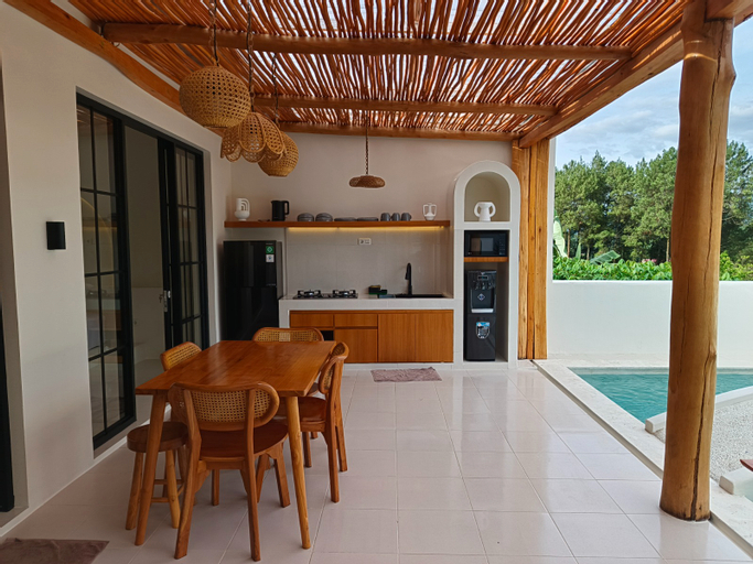 Dining Room, Villa Fortuna - CANGGU (Puncak - Bogor), Bogor