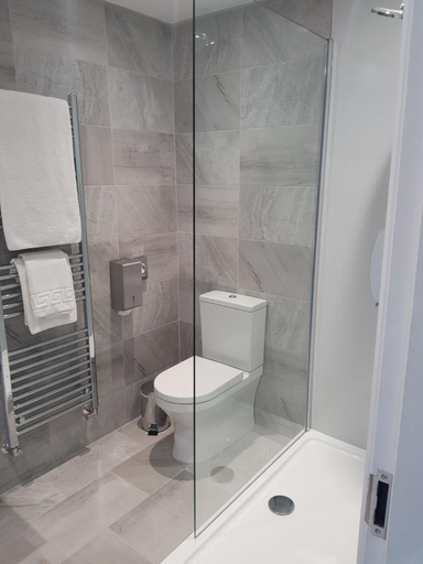 Bathroom 3, The Lowther Hotel, York