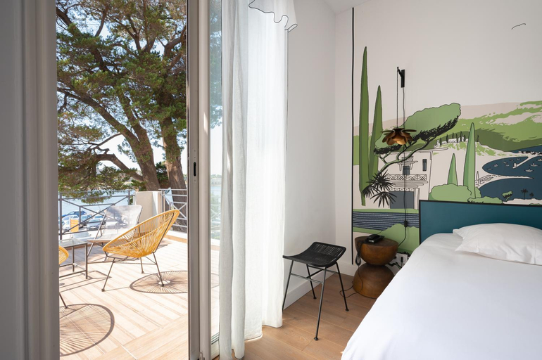 Bedroom, Key Largo, Var