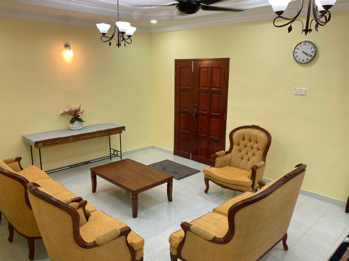 Dining Room 6