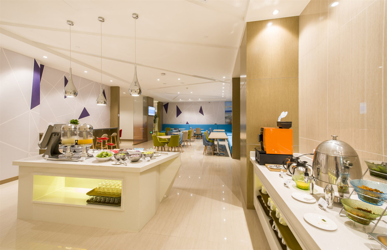Food & Drinks 5, Holiday Inn Express CHENGDE DOWNTOWN by IHG, Chengde