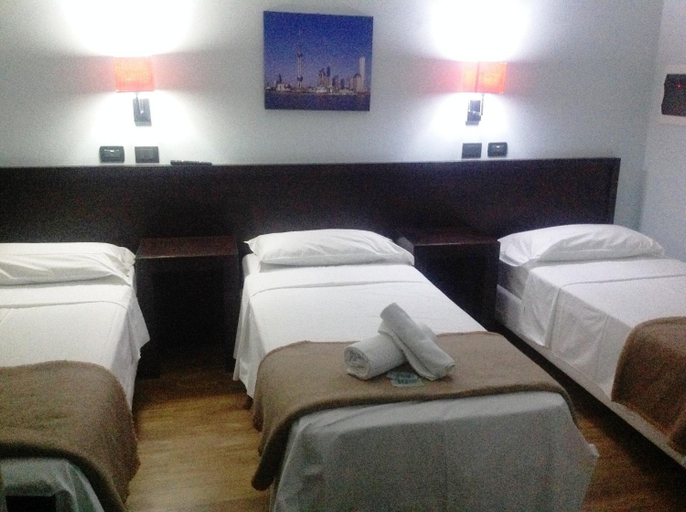 Bedroom 3, Hotel Paradiso, Modena