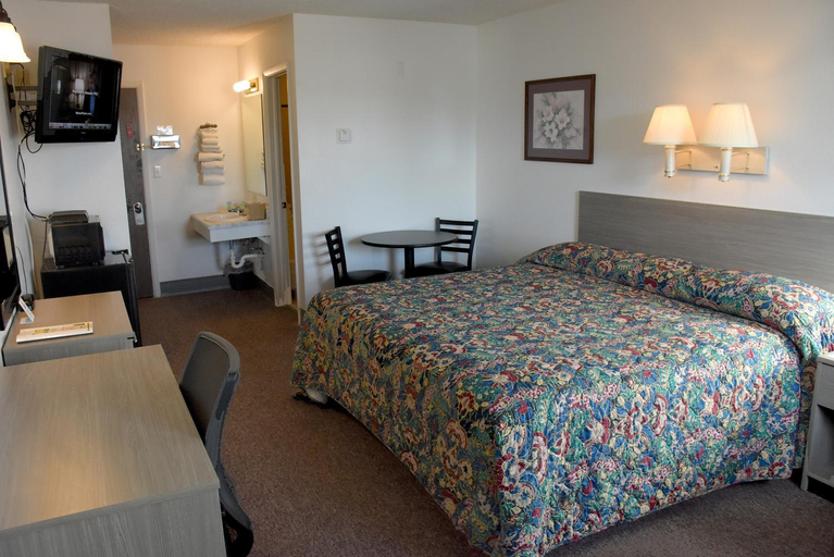 Others 5, Yellowstone River Inn, Dawson