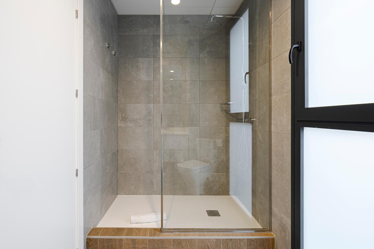Others 5, Feelathome Castilla Apartments, Madrid