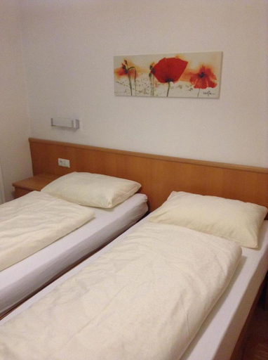 Others 5, Ottenkellerhof, Bolzano