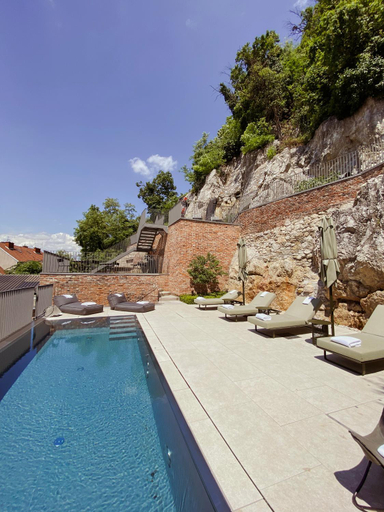 Sport & Beauty, Kai 36 - Hotel zwischen Fels und Fluss, Graz