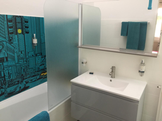 Bathroom 3, Hotel Concorde - Hotel Independant, Saône-et-Loire
