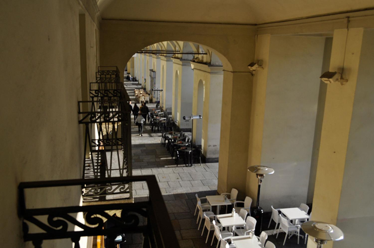 Food & Drinks, TO.STA BwithoutB HOME SHARING NEL CENTRO DI TORINO, Torino