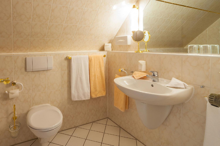 Bathroom 2, Hotel Residenz Joop, Magdeburg