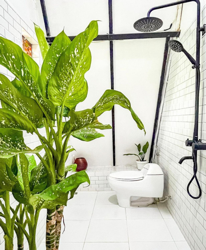 Bathroom 8
