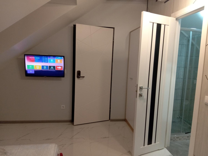 Others 4, 39 Apart Hotel, L'vivs'ka