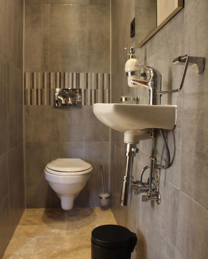 Bathroom 2, Bungalovi Blagojevic, Šid