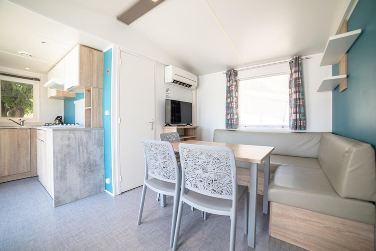 Dining Room 6