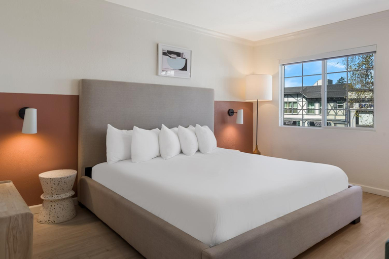Bedroom 8