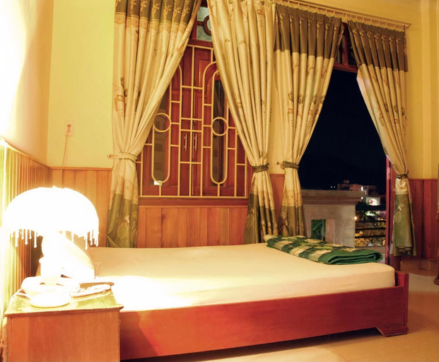 Bedroom 8