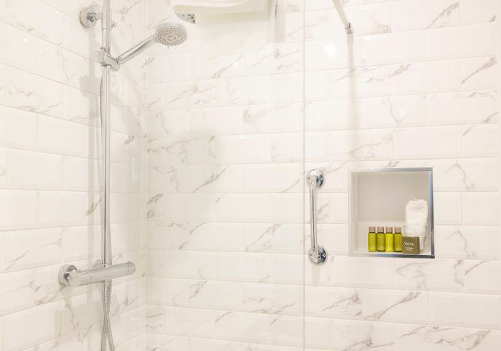 Bathroom 2, Eccles Hotel and Spa