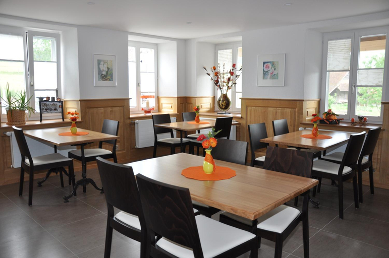 Food & Drinks 2, Le Relais du Chateau Monney, Lac