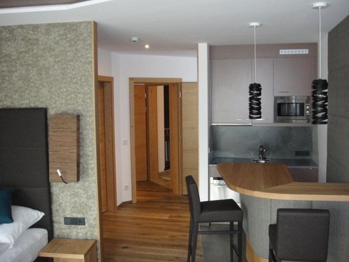 Others 5, Haus Alt St. Anton, Landeck