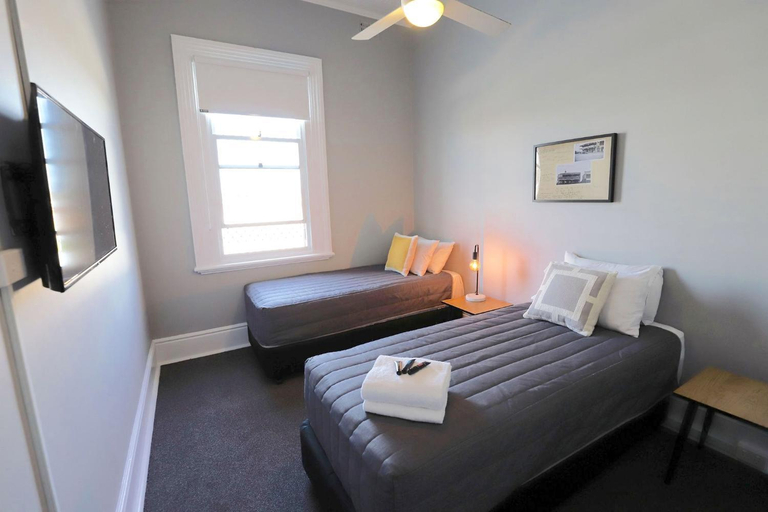 Bedroom 2, Great Northern Hotel, Kempsey