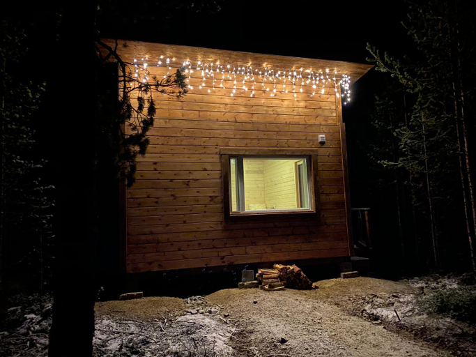 Others 2, Aurora Husky Hut, Lapland