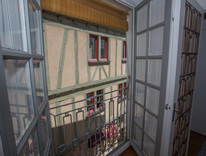 Exterior & Views 4, L'Hallai du Roy, Sarthe